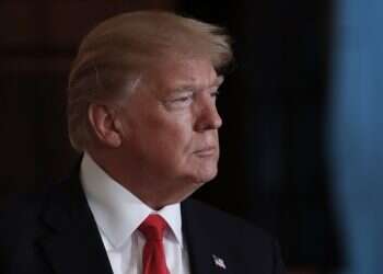 Security advisers urge Trump to extend sanctions relief for Iran