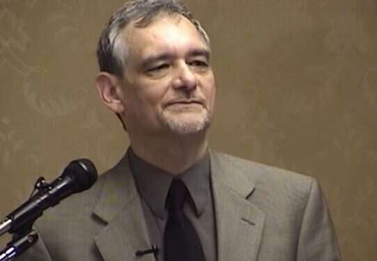 Britain bans entry of prominent American Holocaust denier