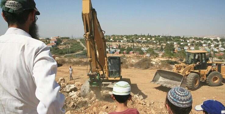Construction stall slows settler population growth in Judea and Samaria