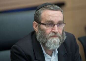 'Haredi, secular sectors must maintain dialogue'