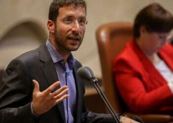 Knesset majority backs bill banning denial of Poland's role in Holocaust