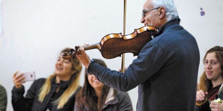 A journey through Israeli society