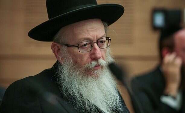 Coalition crisis over contentious military draft legislation worsens