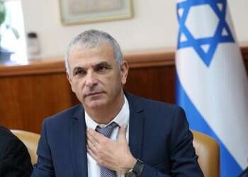 Bloomberg praises Israeli finance minister, says economy is strong