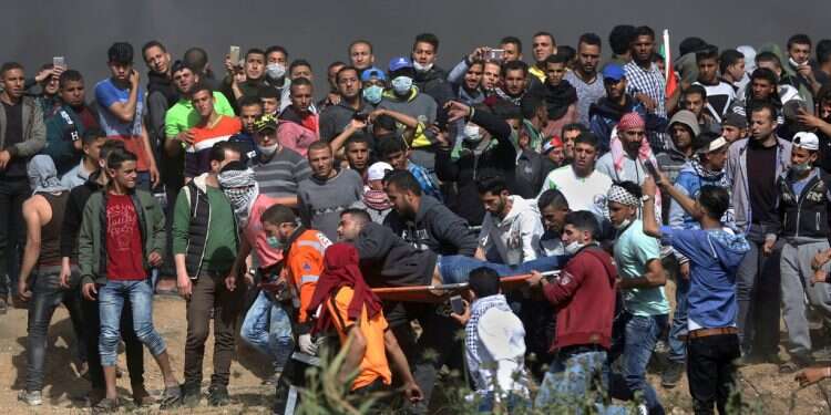 Israel penalizes owners of buses used by Gaza protesters