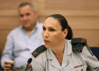 IDF warns: Declassifying report could derail release of captive Israelis