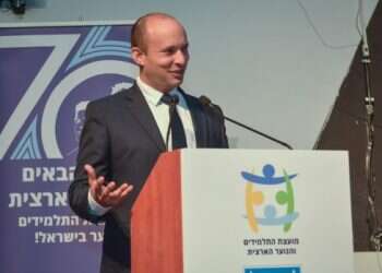 'Hezbollah attack on Israel would lead to Lebanon's destruction,' minister warns