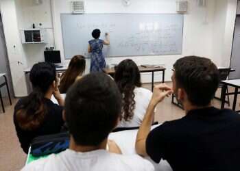 Israeli high schoolers turn to Farsi amid shadow war with Iran