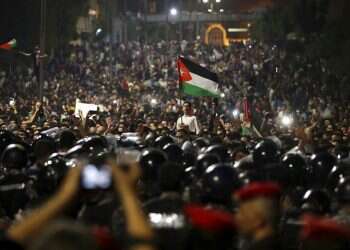 Jordan protests continue despite resignation of prime minister