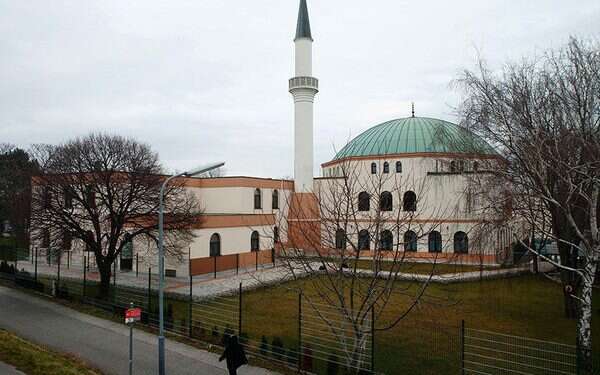 Austria plans to shut down mosques, expel foreign-funded imams