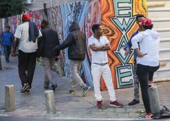 Histadrut labor federation to open its ranks to African migrants