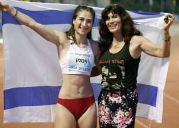 Sprinter Diana Weissman breaks 46-year women's 100-meter record