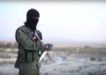 Arab Israeli who paraglided into Syria to join ISIS faces indictment