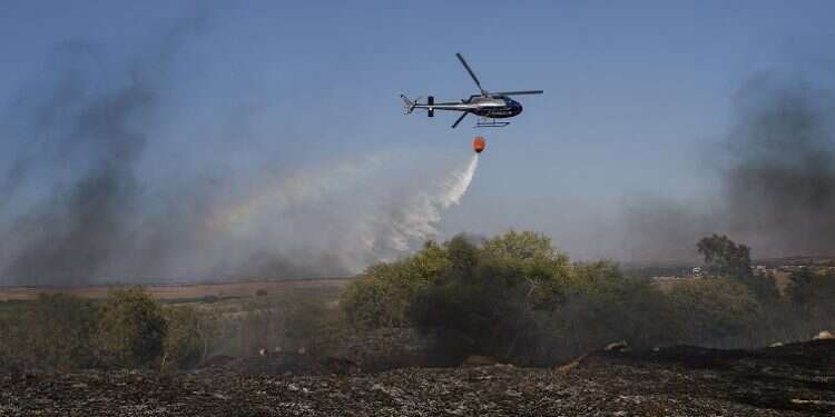 ‎29 fires erupt as Palestinian arson terrorism ‎continues to scorch western Negev