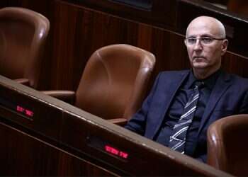 Protesting nation-state law, MK submits resignation letter in Arabic