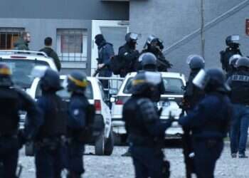 ISIS claims responsibility for deadly knife attack in France