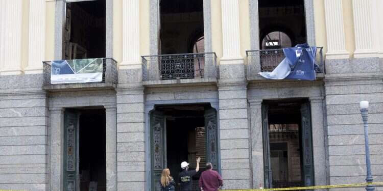 Brazil's National Museum in Rio de Janeiro Museum: Centuries-old Torah scroll not burned in Rio blaze