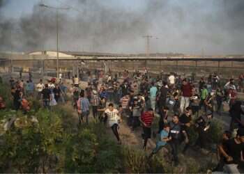 Palestinian riot prompts IDF to shutter Gaza's main ‎pedestrian border crossing
