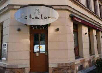 Germany: Jewish eatery vandalized during neo-Nazi protest