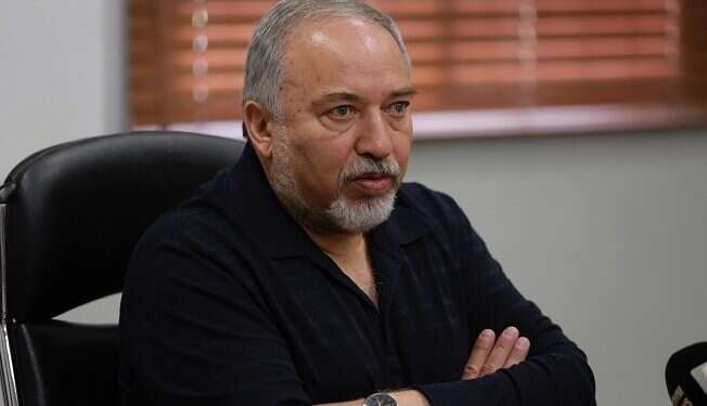 Defense minister accidentally reveals sensitive ‎information