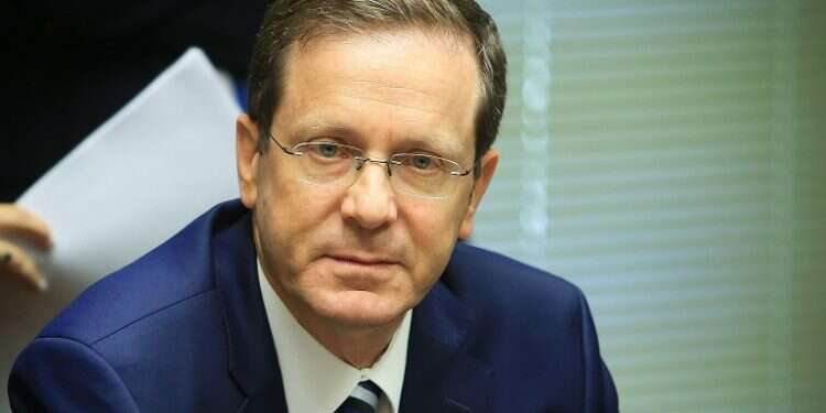 Jewish Agency head unveils plan to teach Hebrew worldwide