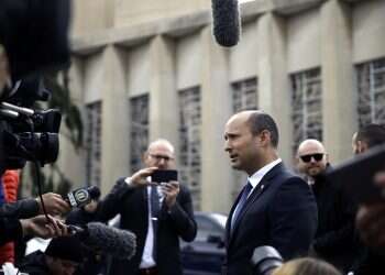 Diaspora affairs minister in NY to devise ways to fight anti-Semitism