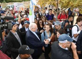 Thousands of Gaza area teens march on Knesset to protest security situation