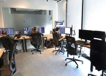 Wages in Israel rising faster than world average, UN report finds