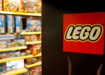 Lego teams up with Sesame Street to help refugee kids play