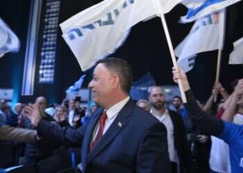 Labor MK: Party leader Gabbay can be ousted against his will