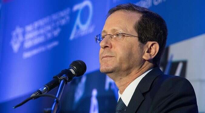 Jewish Agency chief warns of anti-Semitic 'plague' in Europe