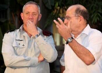 Right doubles down on attacks on Gantz following debut speech