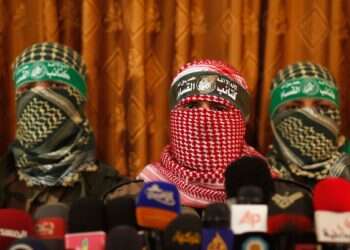 Armed factions in Gaza warn blockade has region on verge of explosion