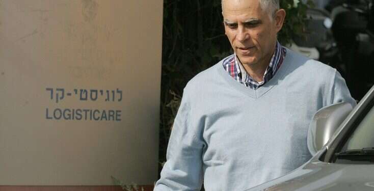 Mendelblit: Prime minister broke law in talks with Yedioth Ahronoth