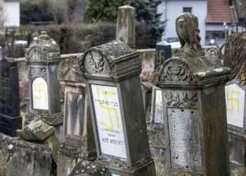 French Jewish leaders: Now is the time to act against anti-Semitism