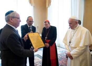 Anti-Semitism part of wave of 'depraved hatred,' pope says