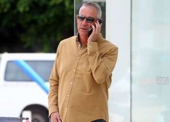 'Benny Gantz, what are you hiding from the Israeli public?'