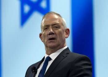 At AIPAC, Gantz calls for unity in pitch for premiership