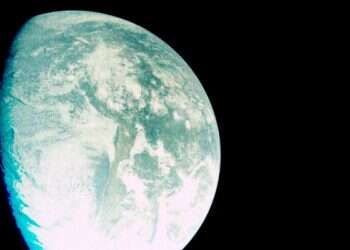 Israeli spacecraft Beresheet captures sunrise from space