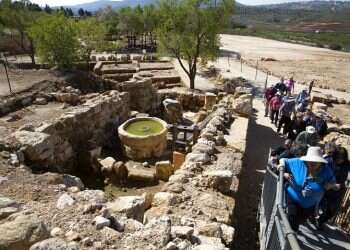 Ancient West Bank site draws Christians, and controversy