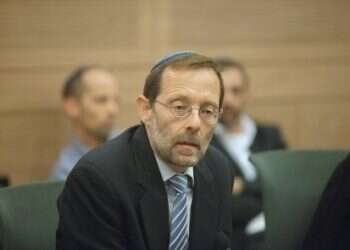 Ex-MK Moshe Feiglin backs son urging soldiers to refuse orders
