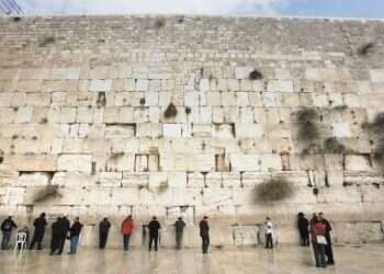 Last ditch efforts may salvage plan for mixed prayer at Western Wall