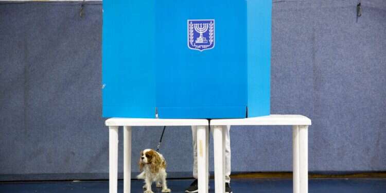 Exit polls: Netanyahu has slight advantage