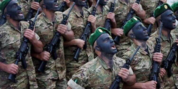 Lebanese defense minister: We will bomb Israel's airport if it attacks