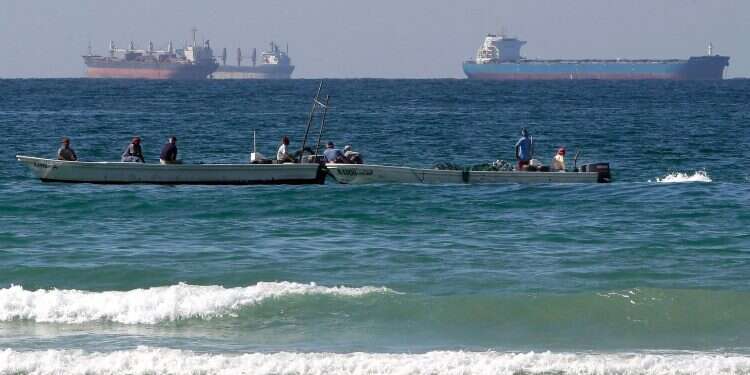 Iran says it is prepared for end to US oil wavers