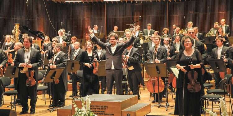 Young maestro steps into Zubin Mehta's shoes as head of the Israel Philharmonic