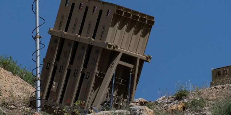 US reps introduce bipartisan bill to procure Israel's Iron Dome