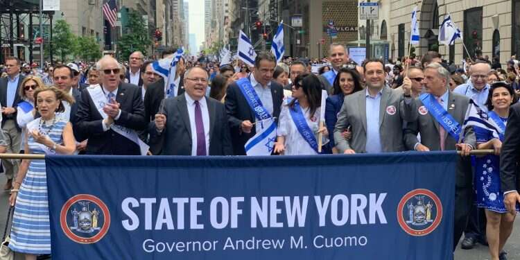 Tens of thousands march in New York's Celebrate Israel Parade