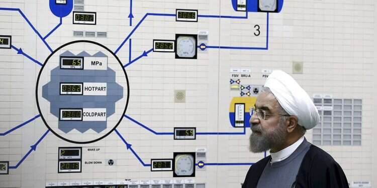 PM: World must impose 'immediate' sanctions if Iran breaches uranium limit