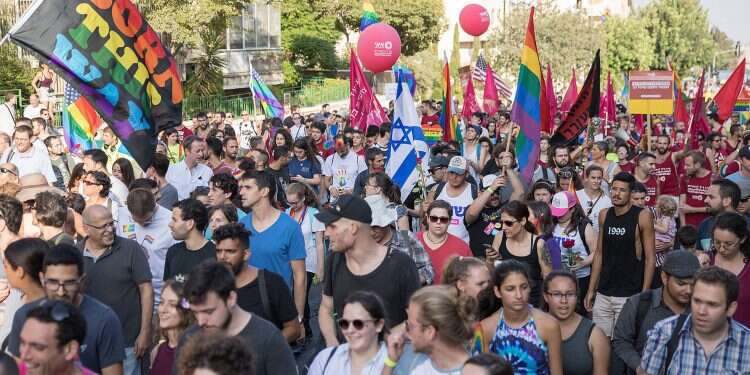 Jerusalem gay pride parade draws revelers, police
